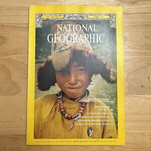Vintage National Geographic Magazine April 1977 Nepal Canada America Japan